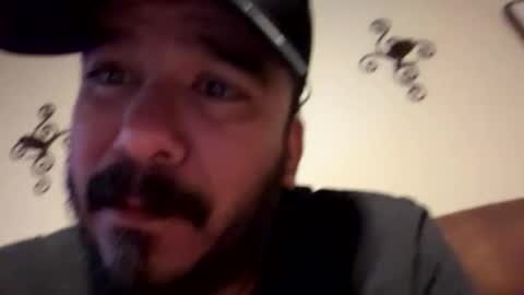 Snapshot of elgatonegrodelah chatting on April 2026 06:49:01 AM elgatonegrodelah online show from April 2026 06:49:01 AM