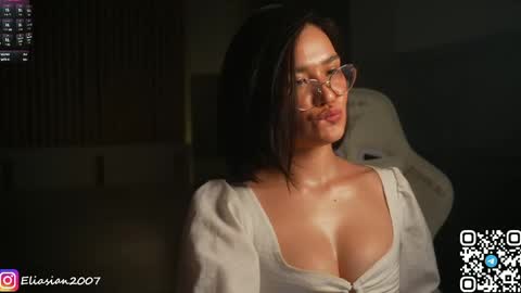 Eli  online show from April 2026 07:58:02 PM