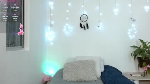 Snapshot of eli_gom_ chatting on October 2025 04:54:01 AM Eliza online show from October 2025 04:54:01 AM