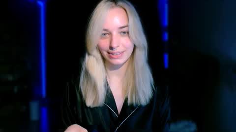 Snapshot of eli_llie chatting on October 2025 01:38:01 AM Eli online show from October 2025 01:38:01 AM