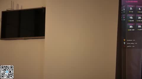 Elizabeth Lizi online show from November 2025 12:49:01 PM