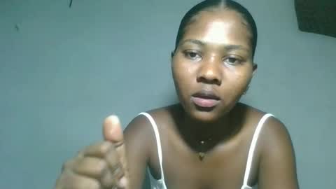 elia011 online show from October 2025 08:27:05 AM