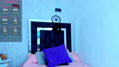 Snapshot of elian___ chatting on May 2026 12:26:02 PM Elian online show from May 2026 12:26:02 PM