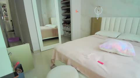 Eliana Bort online show from March 2026 12:56:02 PM