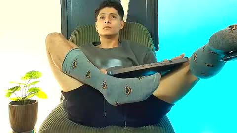 Snapshot of elias_salvatore_ chatting on July 2026 03:29:02 PM elias_salvatore_ online show from July 2026 03:29:02 PM