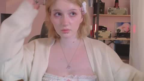 Ellie online show from February 2026 05:30:02 AM