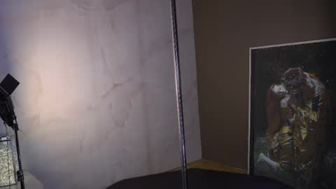 Ellie online show from April 2026 07:45:01 AM