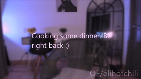 Snapshot of elihotchili chatting on January 2025 01:37:02 AM Eli online show from January 2025 01:37:02 AM