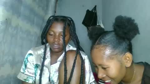 elina981 online show from February 2026 06:22:01 AM