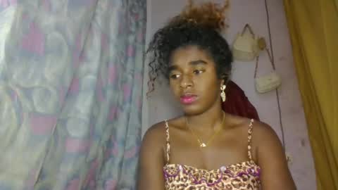 Snapshot of elina981 chatting on April 2026 12:40:02 PM elina981 online show from April 2026 12:40:02 PM
