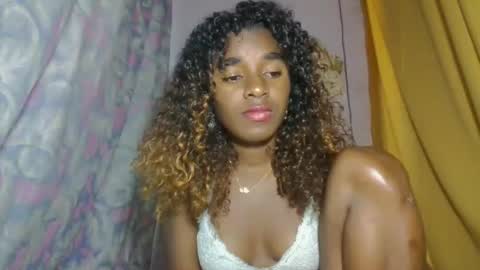 Snapshot of elina981 chatting on April 2026 09:40:01 AM elina981 online show from April 2026 09:40:01 AM