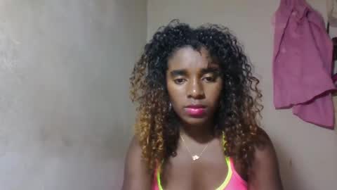 Snapshot of elina981 chatting on May 2026 08:12:02 AM elina981 online show from May 2026 08:12:02 AM