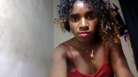 Snapshot of elina981 chatting on May 2026 02:45:02 PM elina981 online show from May 2026 02:45:02 PM