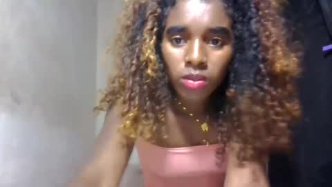 Snapshot of elina981 chatting on May 2026 04:04:02 PM elina981 online show from May 2026 04:04:02 PM