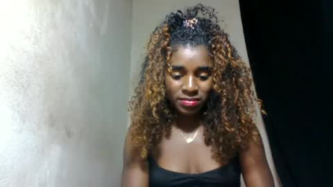 Snapshot of elina981 chatting on June 2026 10:29:01 AM elina981 online show from June 2026 10:29:01 AM