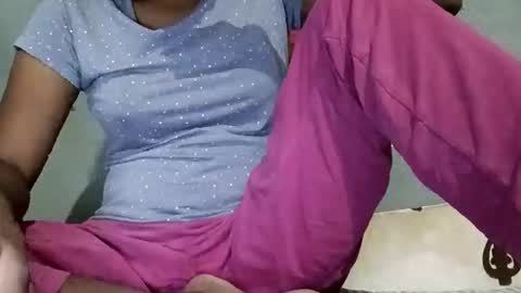 Snapshot of elina_roy03 chatting on November 2025 01:01:02 PM elina_roy03 online show from November 2025 01:01:02 PM