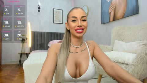 Elina online show from April 2026 06:10:02 AM