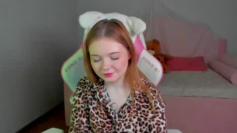 Snapshot of elinavale chatting on April 2026 04:27:02 PM elinavale online show from April 2026 04:27:02 PM
