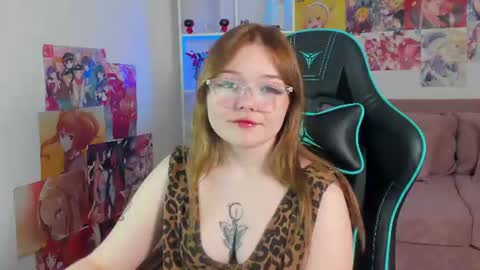 Snapshot of elinavale chatting on June 2026 05:44:02 PM elinavale online show from June 2026 05:44:02 PM