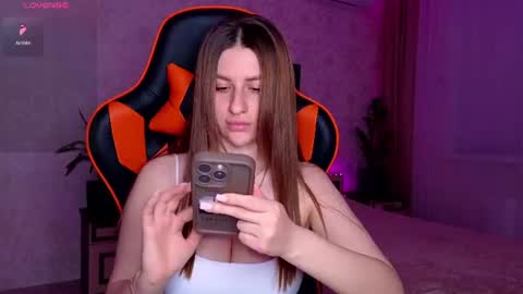 Snapshot of elinkalove chatting on July 2026 08:33:01 PM Elina online show from July 2026 08:33:01 PM