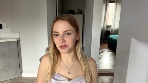 elinorproescher online show from May 2026 12:44:02 PM