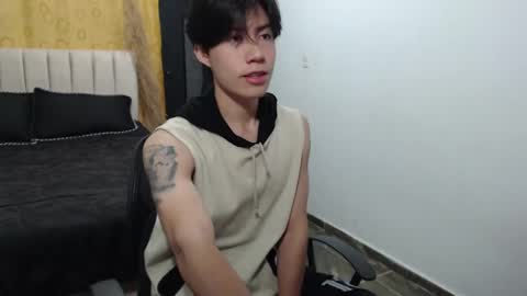 Snapshot of elio_collem chatting on December 2024 08:58:01 AM ELIO online show from December 2024 08:58:01 AM