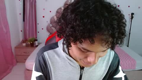 elio_fox online show from April 2026 11:48:01 AM