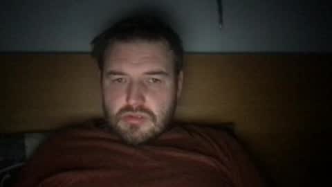 Snapshot of eliot26 chatting on January 2025 09:19:01 PM e26 online show from January 2025 09:19:01 PM