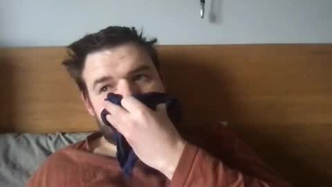 Snapshot of eliot26 chatting on January 2025 10:32:02 AM e26 online show from January 2025 10:32:02 AM