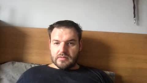 Snapshot of eliot26 chatting on October 2025 12:02:01 PM e26 online show from October 2025 12:02:01 PM