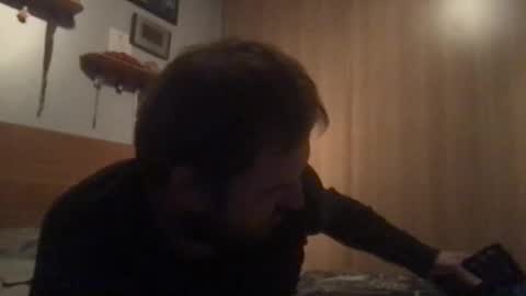 Snapshot of eliot26 chatting on November 2025 06:31:02 PM e26 online show from November 2025 06:31:02 PM