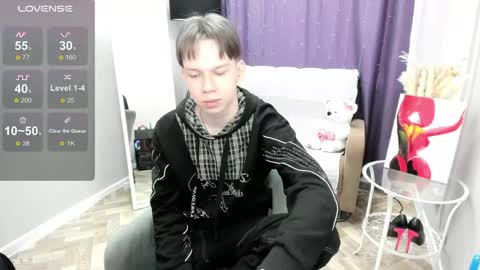 Snapshot of eliotmars chatting on May 2026 11:04:01 AM eliotmars online show from May 2026 11:04:01 AM