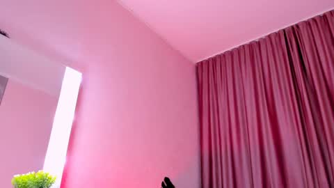 Elizabeth online show from December 2024 11:23:02 AM