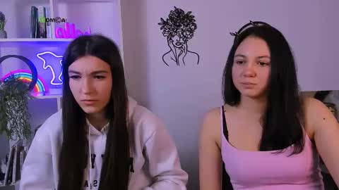 elis_sunny online show from February 2026 07:40:01 PM