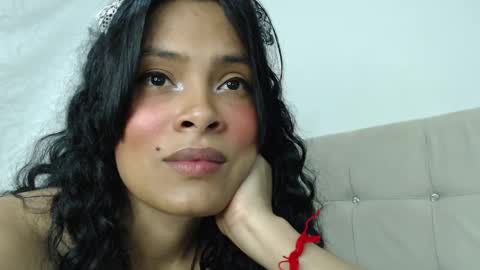 Elisa Diaz online show from February 2025 03:00:02 AM