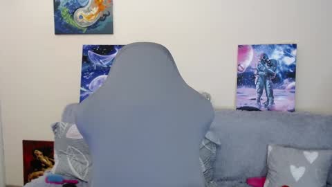 Aletta Oushen online show from January 2025 02:30:02 PM