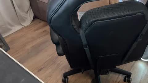 Snapshot of elisa_north chatting on February 2025 05:13:01 AM Elisa North online show from February 2025 05:13:01 AM