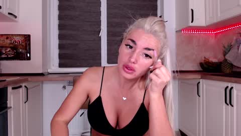 elisabeth_jason online show from February 2025 04:56:02 AM