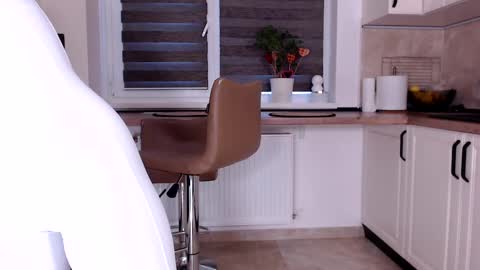 elisabeth_jason online show from February 2025 05:56:02 AM