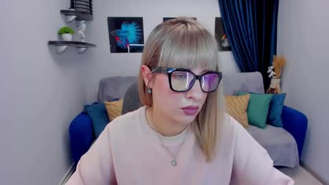 Elisabeth online show from January 2025 11:12:02 AM