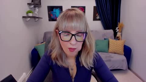 Elisabeth online show from January 2025 05:12:02 PM