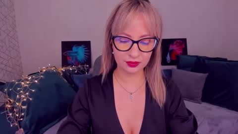 Elisabeth online show from February 2025 03:05:02 PM