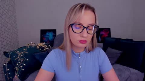 Elisabeth online show from March 2025 02:29:01 PM