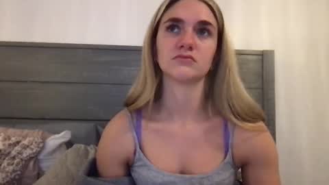 Elisa Sinclair online show from December 2024 01:36:01 AM