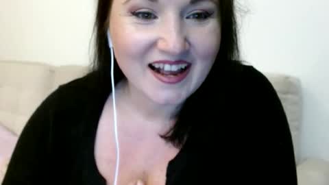 elise_bliss69 online show from October 2025 07:14:02 PM