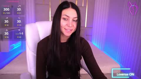 Snapshot of elisevelour chatting on November 2025 04:52:01 PM elisevelour online show from November 2025 04:52:01 PM