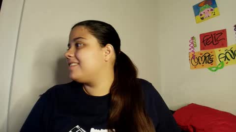 Snapshot of elisuarez_ chatting on November 2025 06:56:02 AM Eliss online show from November 2025 06:56:02 AM