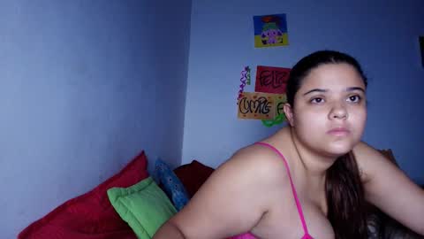 Snapshot of elisuarez_ chatting on November 2025 09:04:01 AM Eliss online show from November 2025 09:04:01 AM