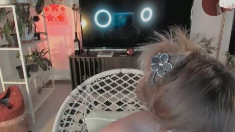 eli online show from February 2026 01:15:01 AM