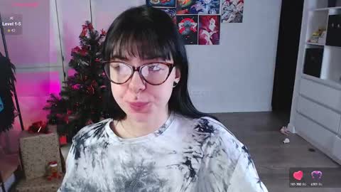 Snapshot of eliza_benet_ chatting on January 2025 04:44:01 PM Ari online show from January 2025 04:44:01 PM